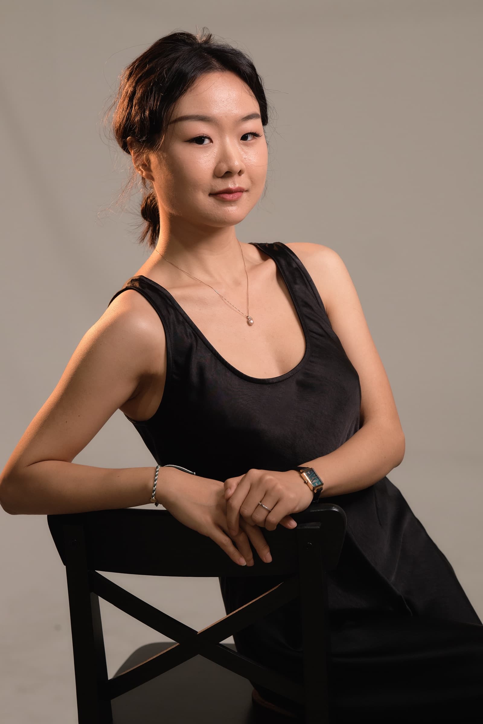 Headshots — portrait photography — photo 13