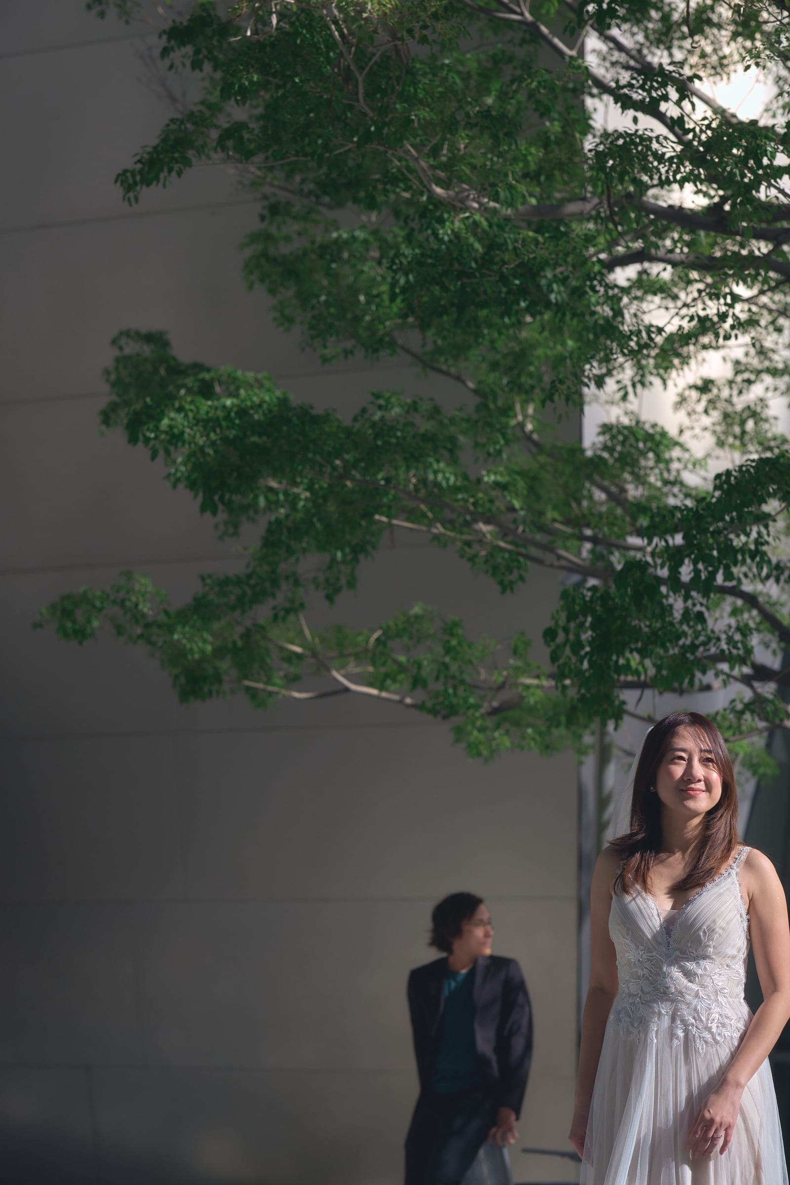 Quang & Hien — Walt Disney Concert Hall — pre-wedding photography in Downtown Los Angeles, CA — photo 15