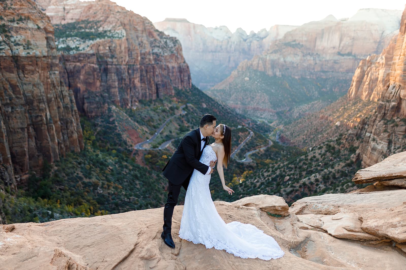 Yen & Jaden — Zion Overlook Scene — photo 10